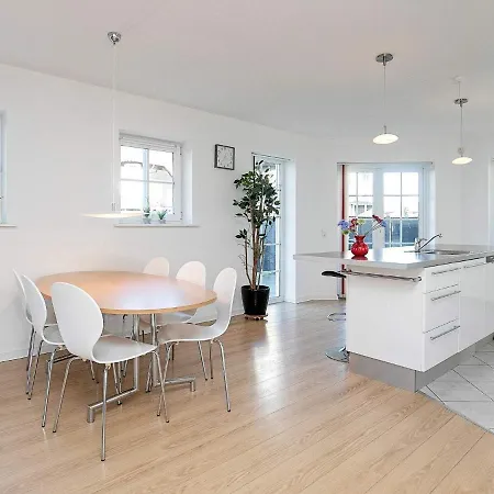 Apartment Xxi *